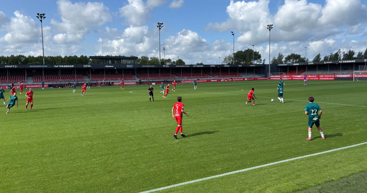 Almere City verliest met ruime cijfers van PEC Zwolle in oefenpot