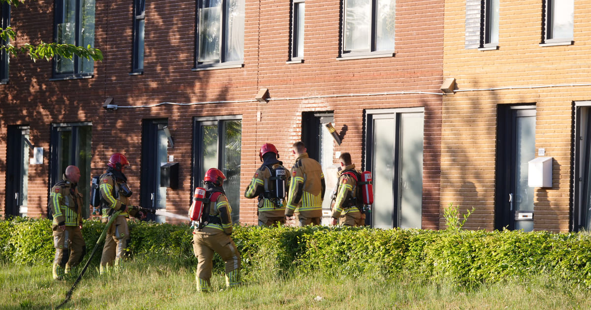 Explosie bij woning aan de Grootzeil in Almere Stad