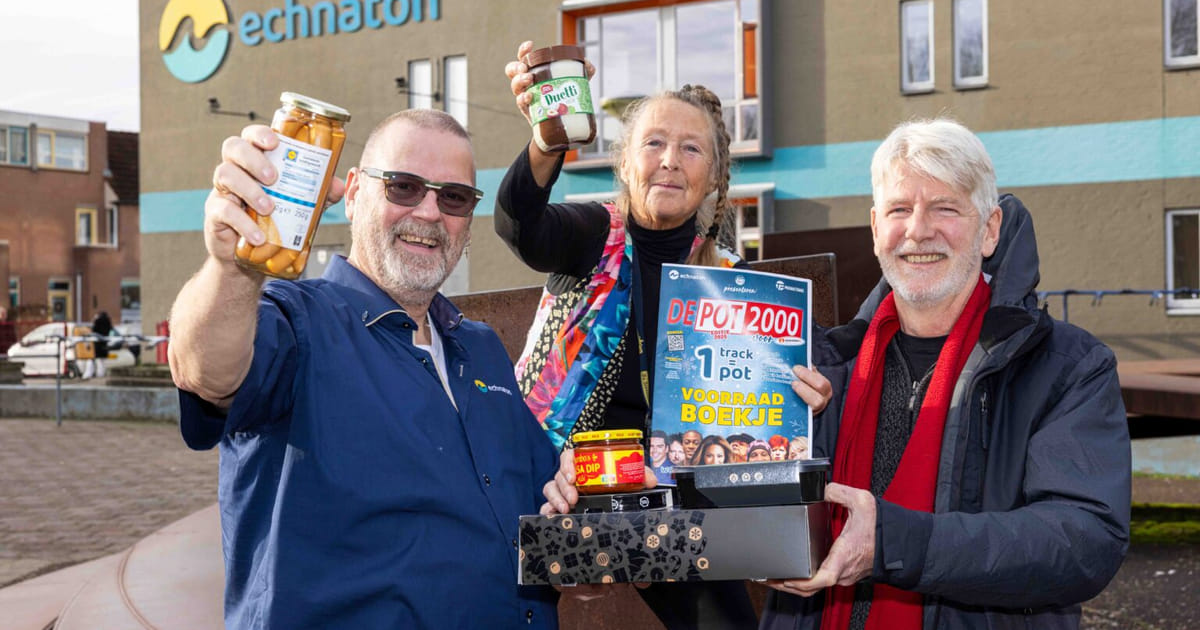 ‘De Pot 2000’ levert 3835 potten en 2085 euro op voor Voedselbank Almere