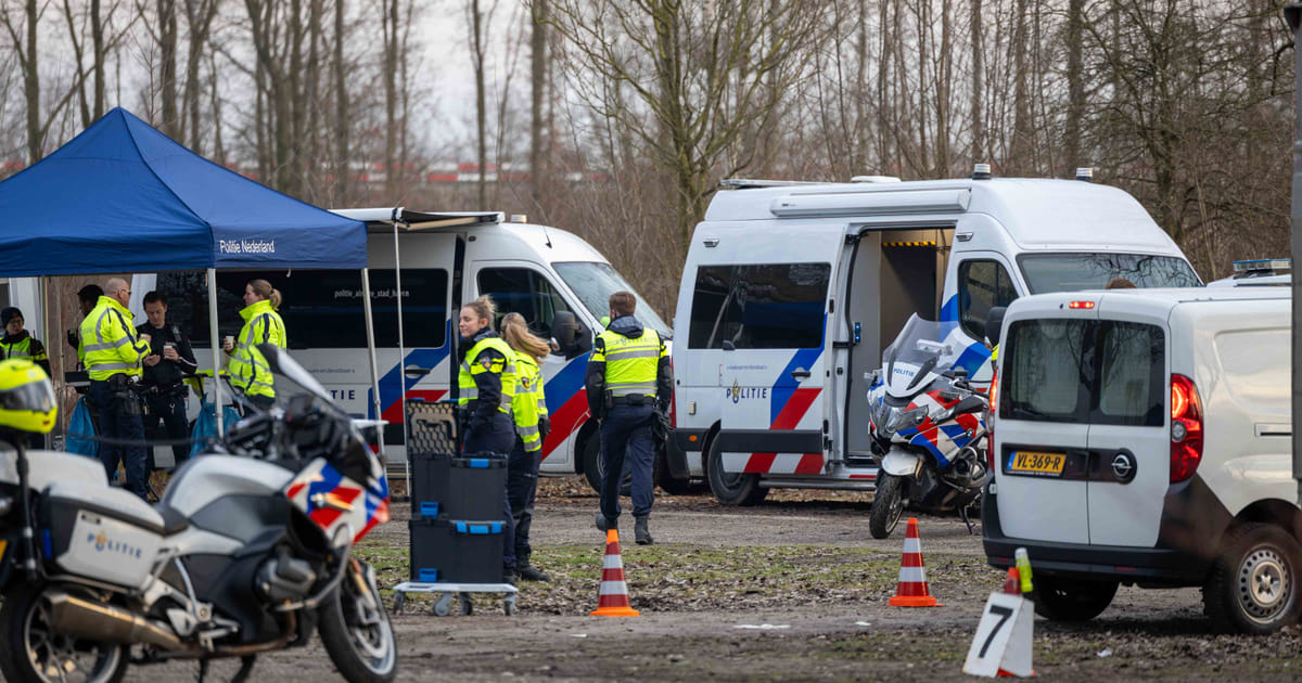 Grote verkeerscontrole Muiderzandplaats Almere Poort