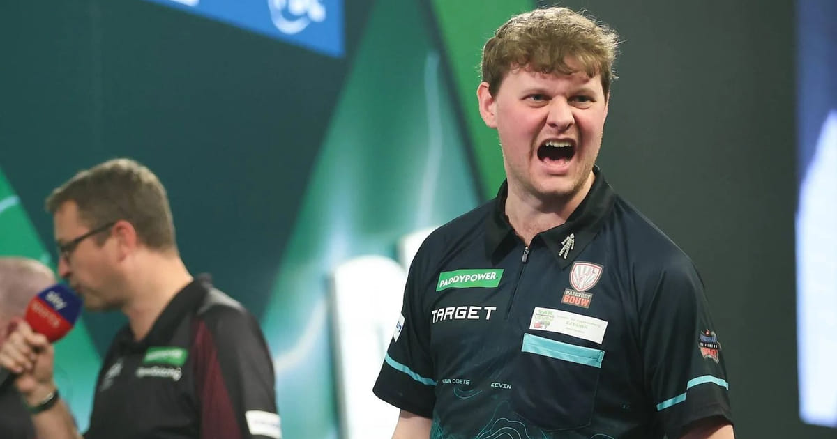 Almeerder Kevin Doets na thriller door naar achtste finale WK darts