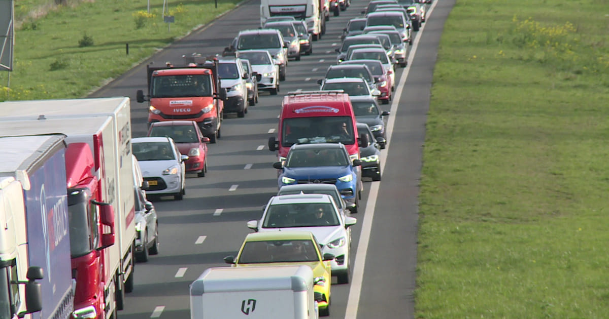 Ongeval met meerdere voertuigen op A6