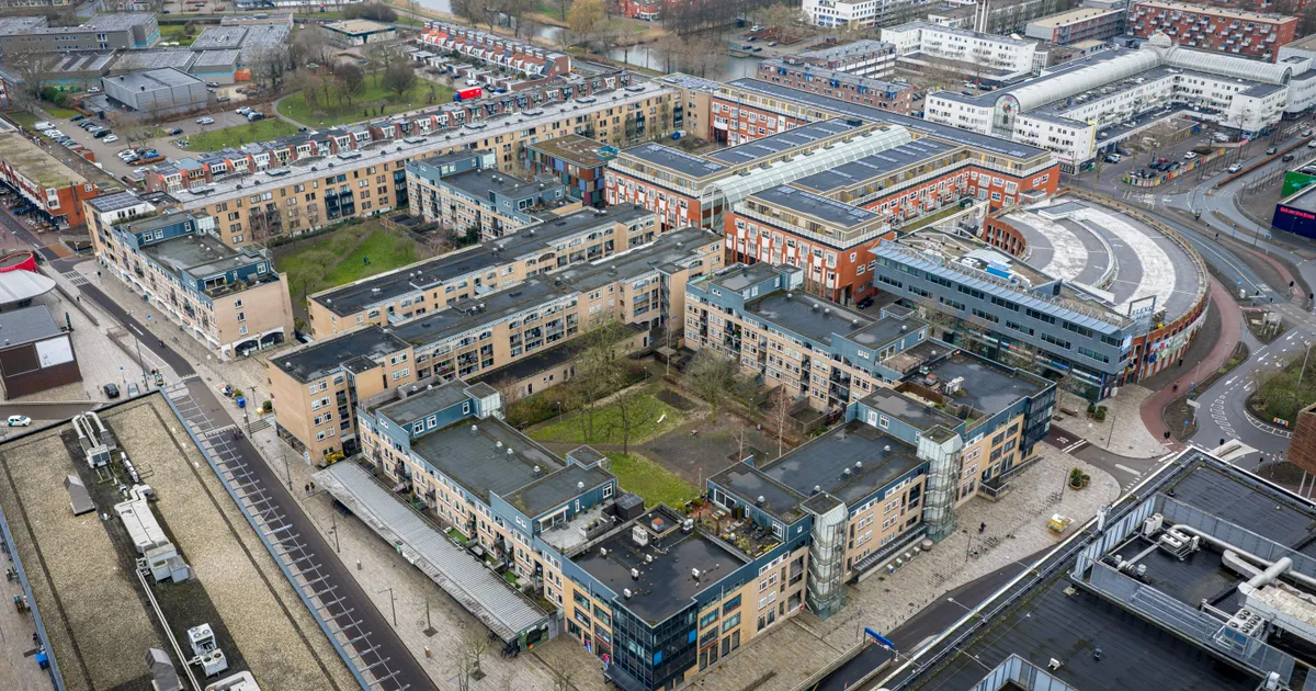 Wereldvrede vanuit het stadhuis in Almere? Dit wil De Verbinding voor Almere