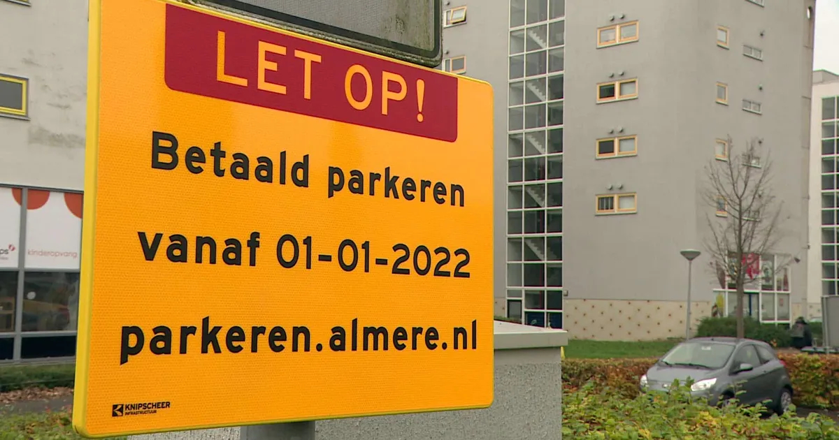 Almere voert twee uur gratis parkeren in bij voorzieningen in nieuwe betaalzones