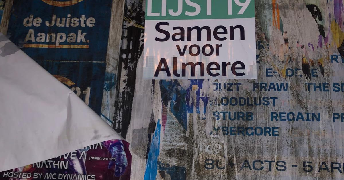 Plak-chaos! Raadslid eist bezem door ‘smerige’ verkiezingsborden