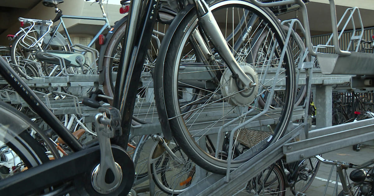 Vragen over veiligheid bewaakte fietsenstallingen in Almere na diefstal e-bike