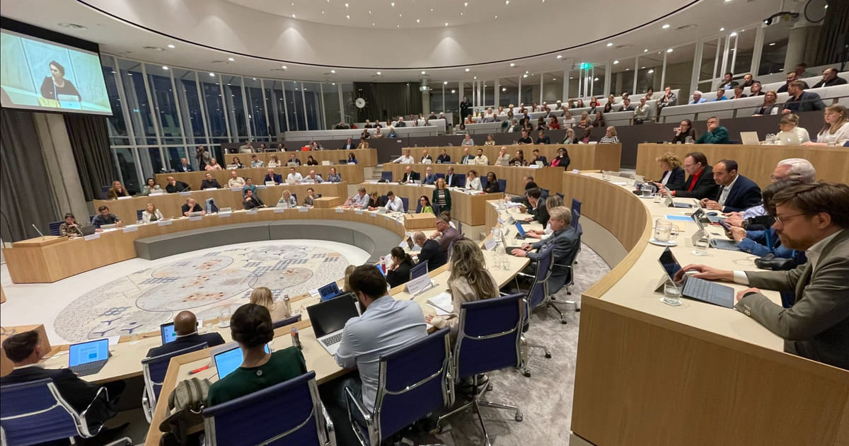 Gemeente Almere moet spaarpot aanspreken na tekort van 54 miljoen euro