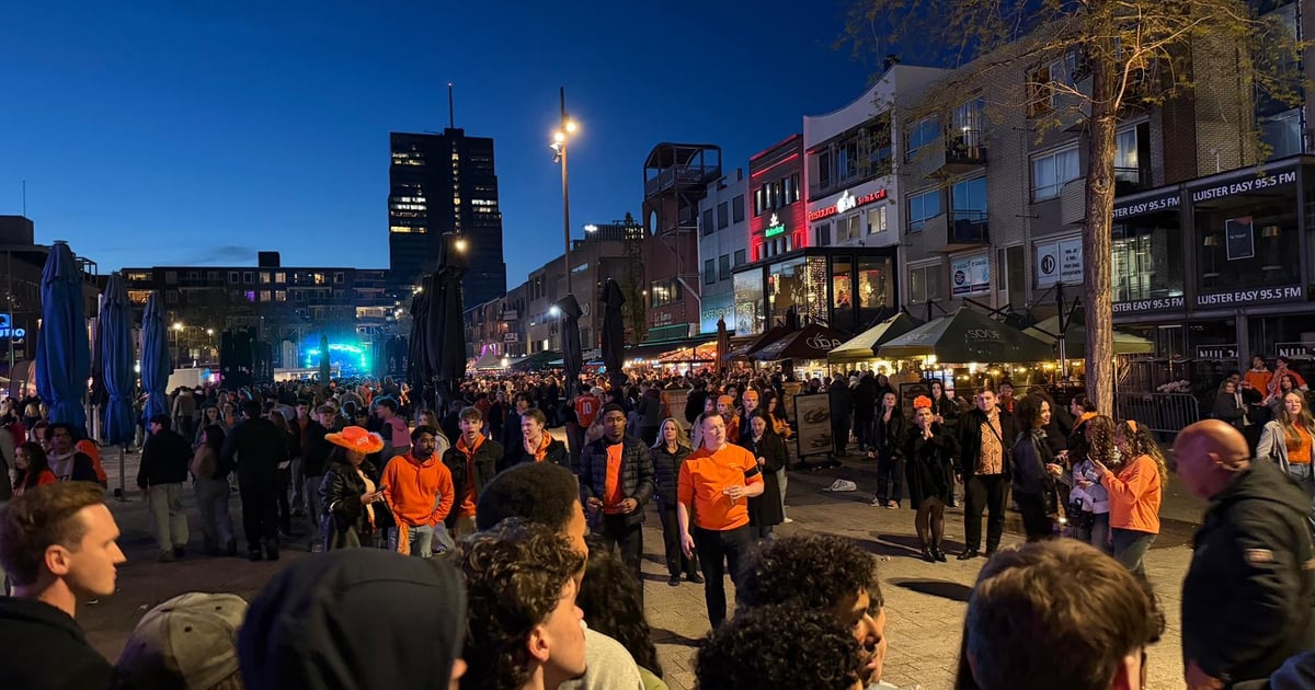 Update: Feest Grote Markt vroegtijdig beëindigd tijdens Koningsnacht in Almere